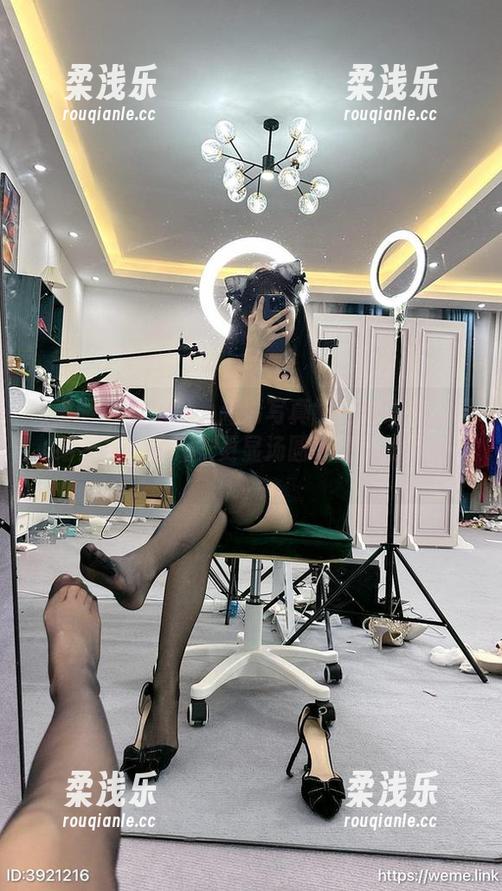 汤圆可甜了 微密圈 - 真心以为高清写真能把沧海变桑田,结果只是让睡衣更显汤圆可甜了的柔和……