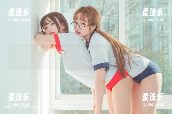 波萝社-柳侑绮 波萝社 - 柳侑绮的制服图册:清纯和诱惑的界限,真的是模糊到不行。