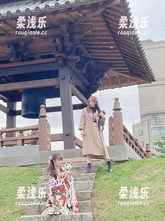 泥泥汝 这一幅泥泥汝的写真,看的我一点抵抗力都没有,原来可爱能传染?