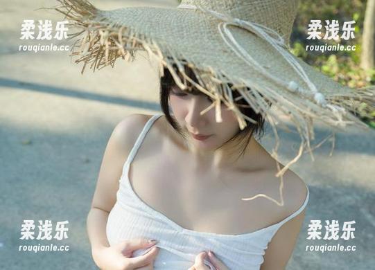 浅安安 浅安安的睡前故事,作品集里最新那张真是让人意犹未尽啊!