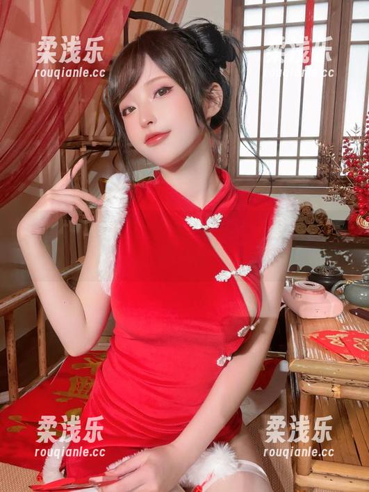 清水由乃 清水由乃的学妹套图,分享一些意想不到的角度
