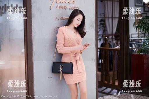 爱蜜社-莉娜lena 爱蜜社 - 看莉娜lena的这组泳衣图片精选,明明是照片,却像是要把我拉进那个夏天。