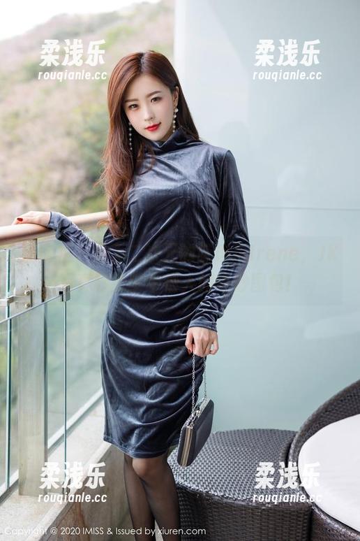 爱蜜社-萌琪琪Irene 爱蜜社 - 身为二次元的萌琪琪Irene,JK写真秒变梦中情人的奇妙图包!