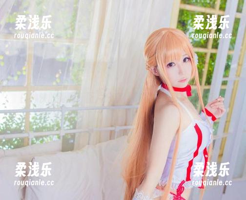 白神泱 白神泱的制服:图片分享,随随便便就让我想多了