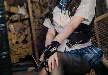 白莉爱吃巧克力的圣诞狂欢：不止图片，还有满满的节日气氛