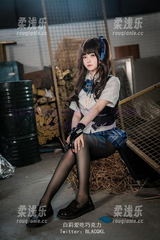 白莉爱吃巧克力 白莉爱吃巧克力的圣诞狂欢:不止图片,还有满满的节日气氛