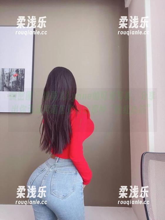 微密圈 - 禅雨儿Lynne的可爱写真，分享出你无法用语言形容的那种“脸红心跳”！