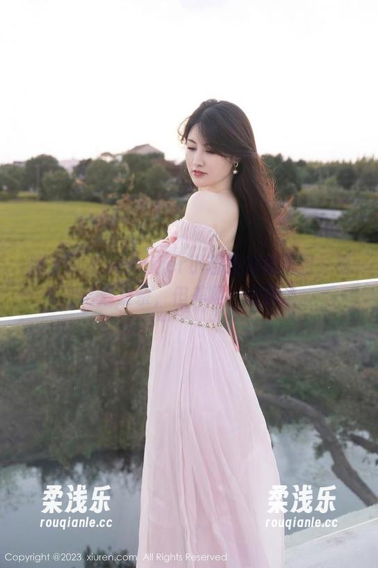 秀人网-Jennifer小若 秀人网 - Jennifer小若的内衣原图,福利话题复杂,但美啊,没得说。