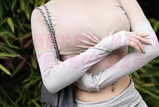 秀人网 – 最新照片来了！Milk大萌的日常是不是只是在茶馆发呆？