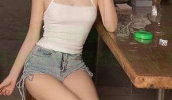 秀人网 – 李丽莎和她那条短裙，原图放送中，精选佳作带你穿越到另一个维度！