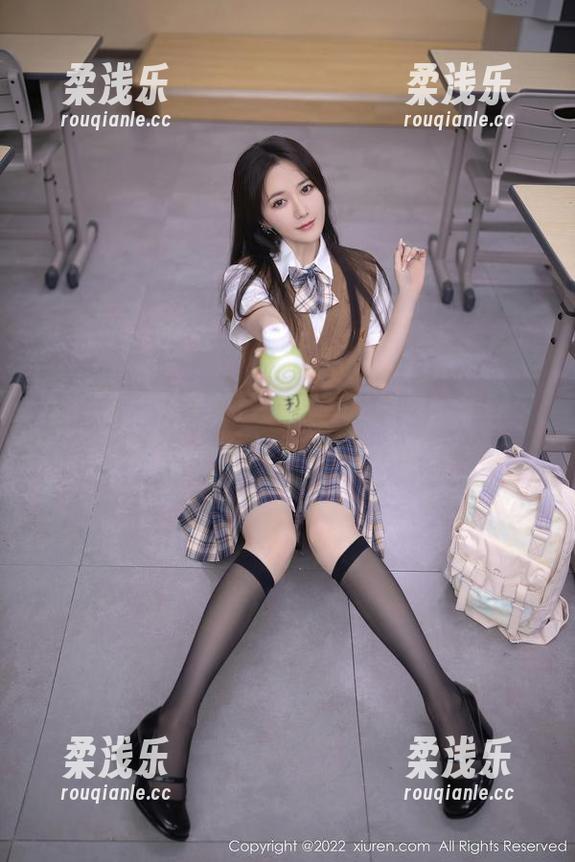 秀人网-白乐乐 秀人网 - 说好的白乐乐美足合集,怎能少了趣味和侧影迷人的延伸?