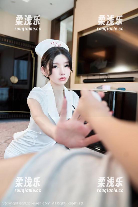 秀人网-陆萱萱cecillia 秀人网 - 陆萱萱cecillia的美图,真想把每一张皮衣壁纸都贴满我的房间!