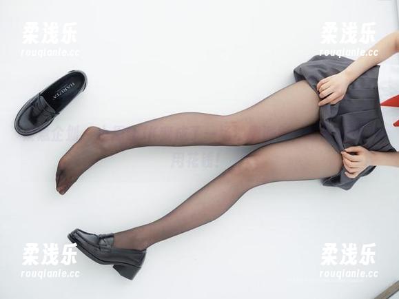 紧急企划-小恩 紧急企划 - 小恩让JK变成了一场沙雕派对,原图通通不用花钱!