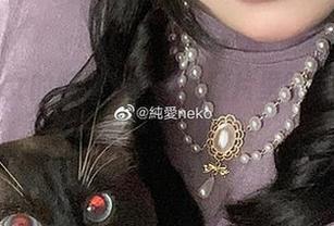 化身修女的纯爱neko，照片里的反差萌让人忍不住想叫停！
