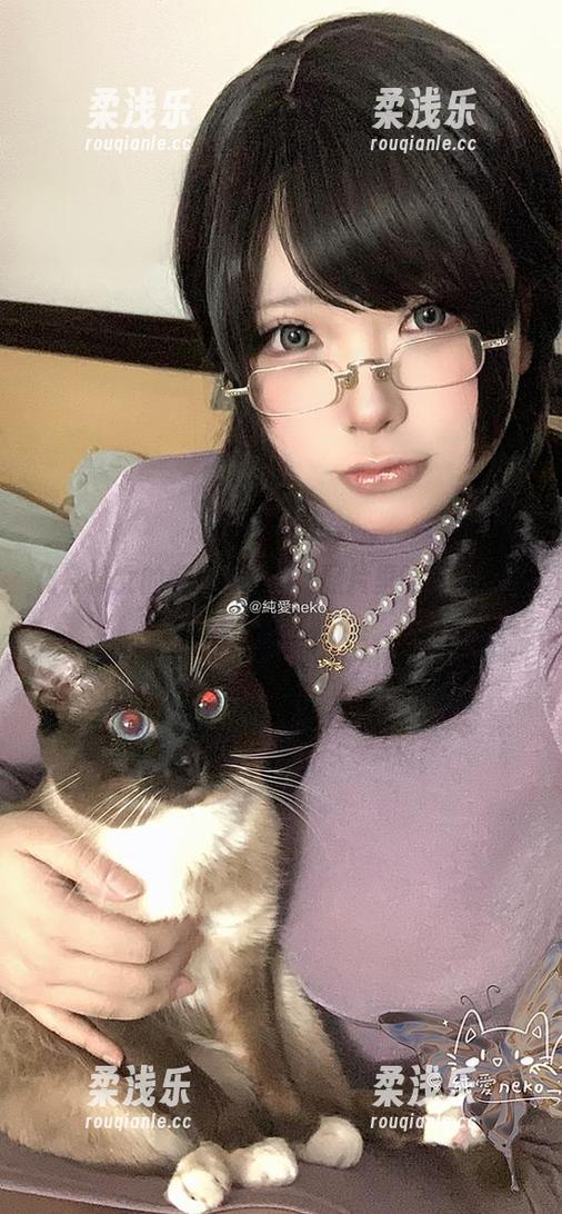 纯爱neko 化身修女的纯爱neko,照片里的反差萌让人忍不住想叫停!