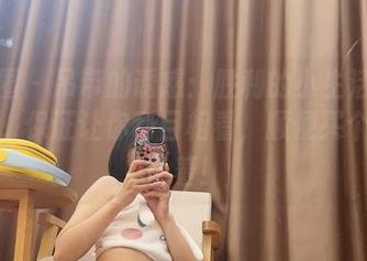 微密圈 – 吊带的诱惑：胜利的小生活原图全集，保证让你刮目相看，顺便买个吊带备着！