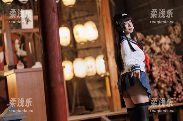 胡桃猫Kurumineko 胡桃猫Kurumineko不演了,直接跟雏菊去追光,美图的路我带你飞!