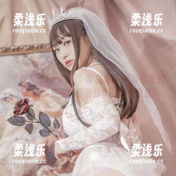 脱尾巴Mizuki “脱尾巴Mizuki”带你体验JK与可乐的神奇化学反应!原图分享,就在这里!