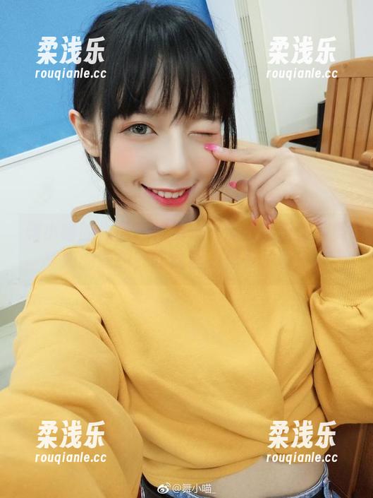 舞小喵的作品真特别——你看这玉藻前舞娘的原图，咋就让人想多了呢？
