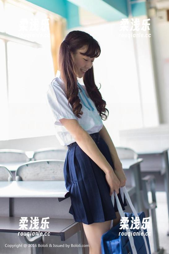 菠萝社-AngelaLee李玲 菠萝社 - AngelaLee李玲可爱索引合集,里面的每一张图片都在挥手引我跳进泥潭,哈哈!