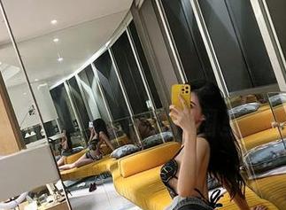 微密圈 – 葛征最新精选：红底高跟合集，一不小心就陷入氛围里了…