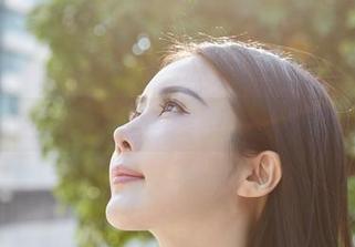蜜桃社 – 不经意间，真希的连衣裙把我拉入了她的图包世界中。