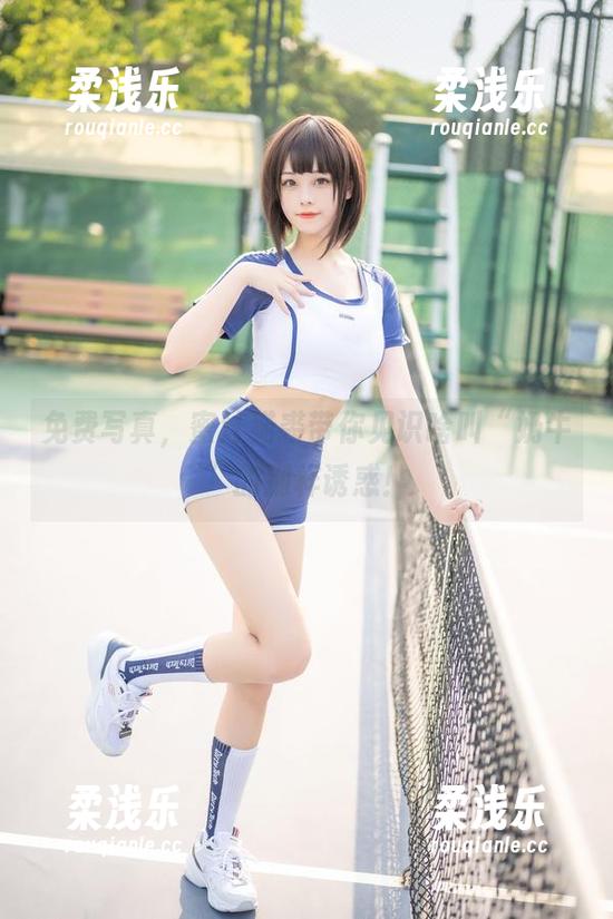 免费写真，蜜汁猫裘带你见识啥叫“奶牛”的别样诱惑！