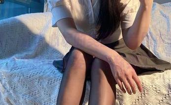 微密圈 – 直击心坎的美图，套图中软妹小九九的女神姿态堪称绝了。