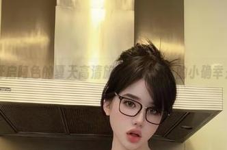 微密圈 – 开启阿色的夏天高清旅行，原图中的小确幸是什么呢？