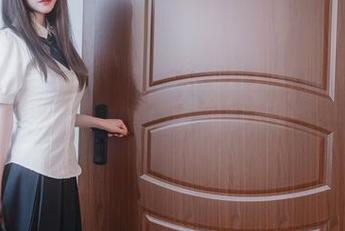 玩具化计划：鹿八岁baby说，她是如何成功cos玩偶人生的